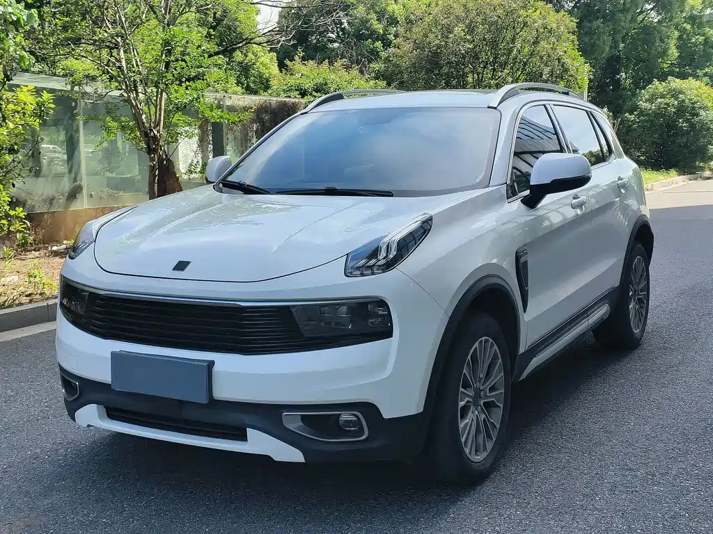 Lynk & Co 01 2018