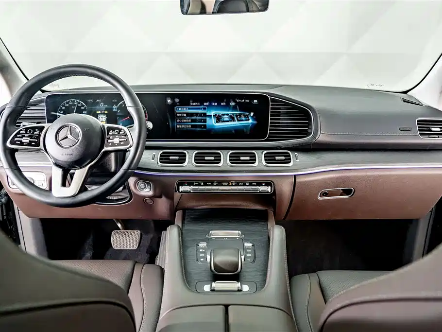 Mercedes-Benz GLE 2023 — фото 13