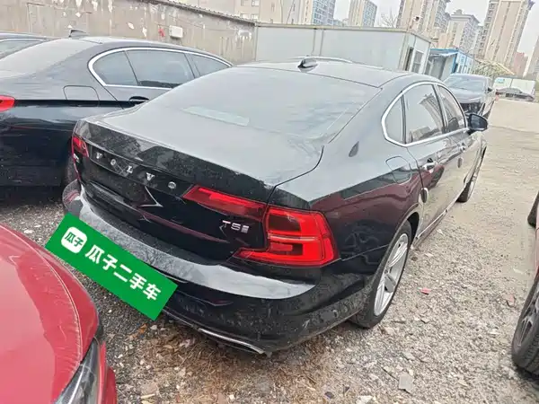 Volvo S90 2019