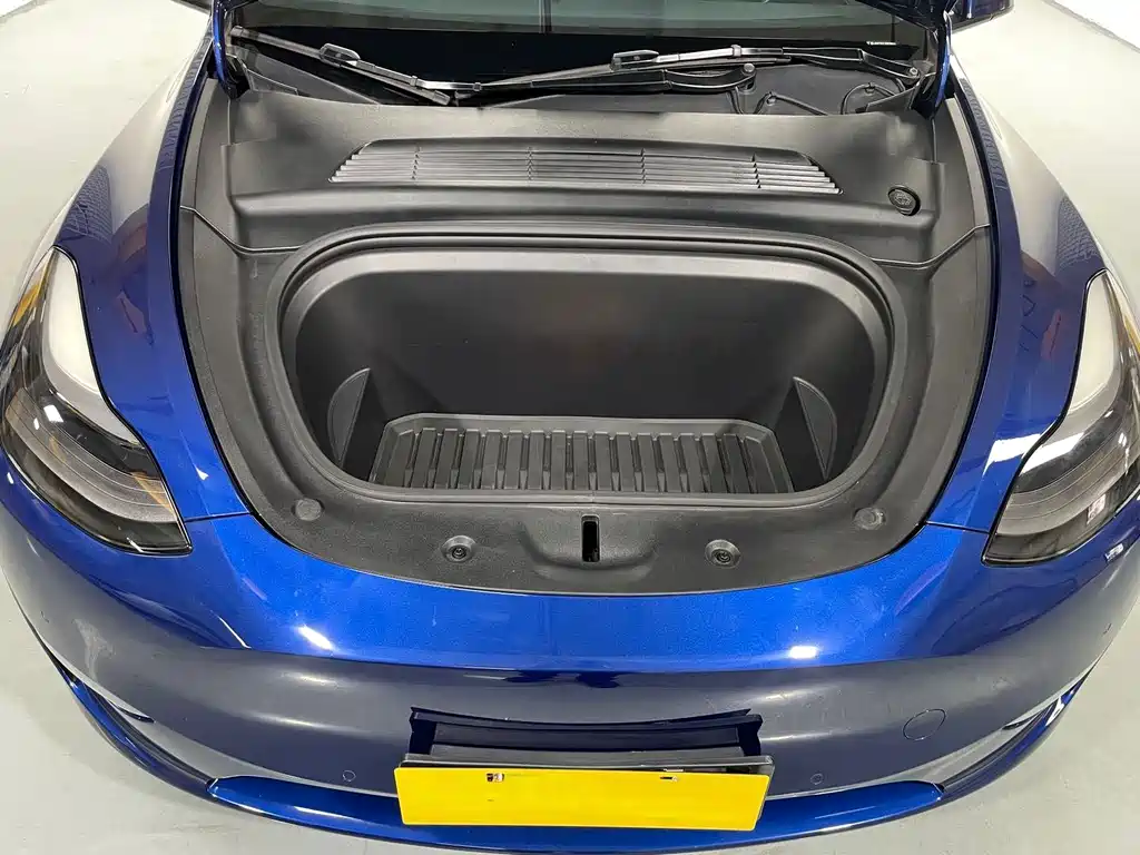 Tesla Model Y 2021 — фото 17