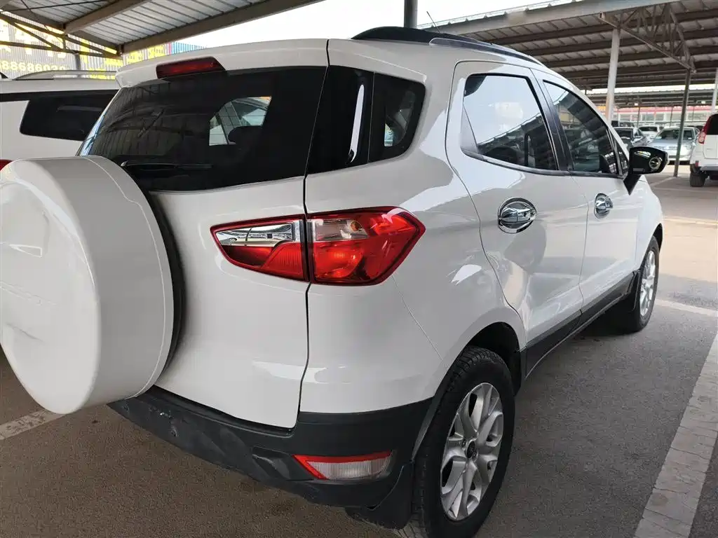 Ford Ecosport 2016 — фото 7