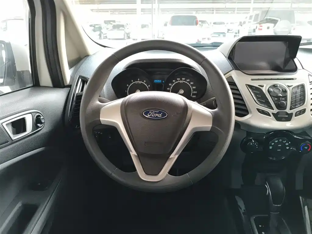 Ford Ecosport 2016 — фото 11