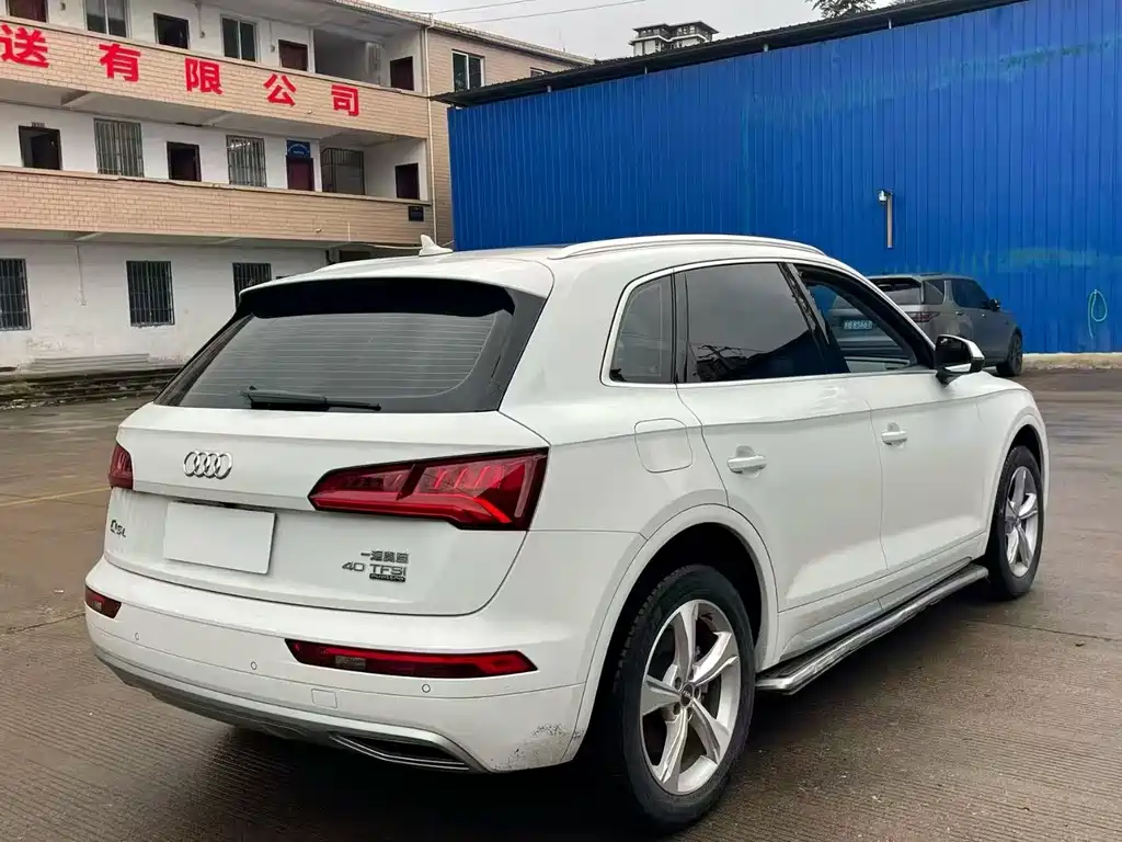 Audi Q5L 2020 — фото 5
