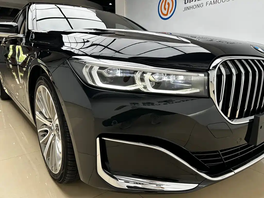 BMW 7 Series 2020 — фото 20
