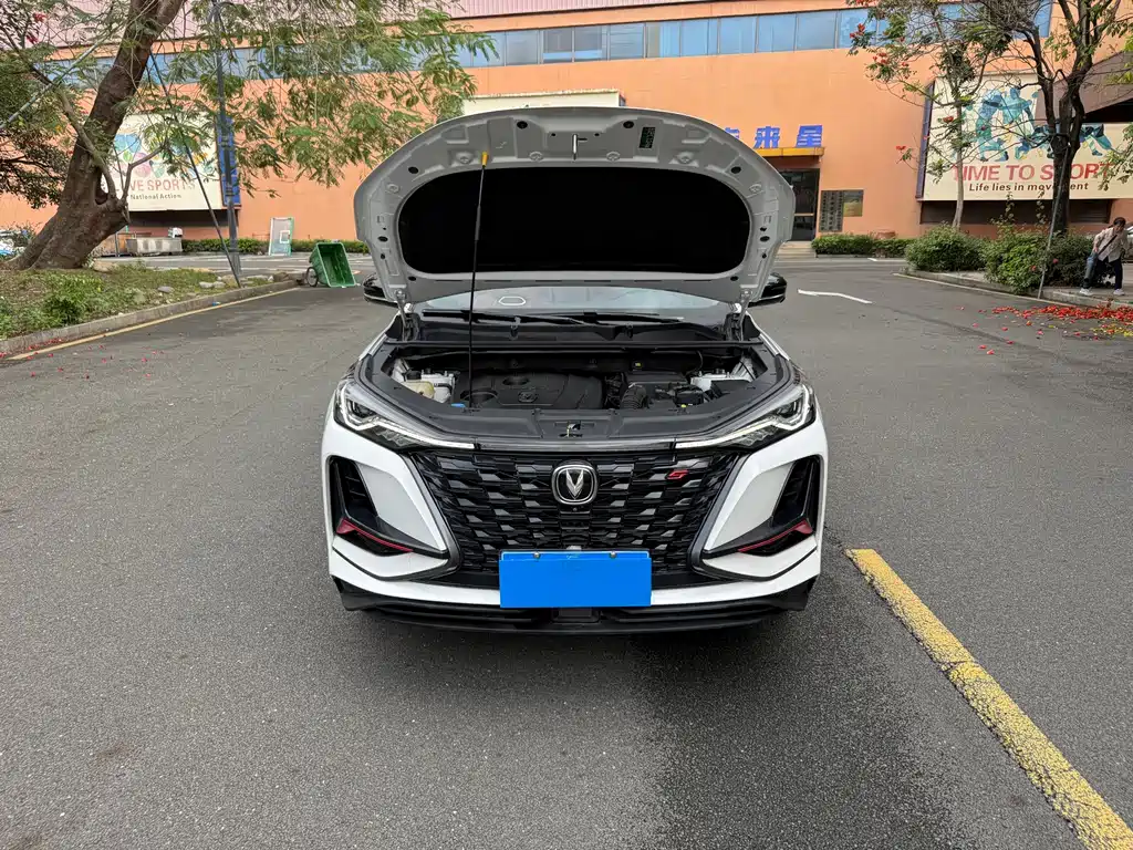 Changan CS75PLUS 2022 — фото 15