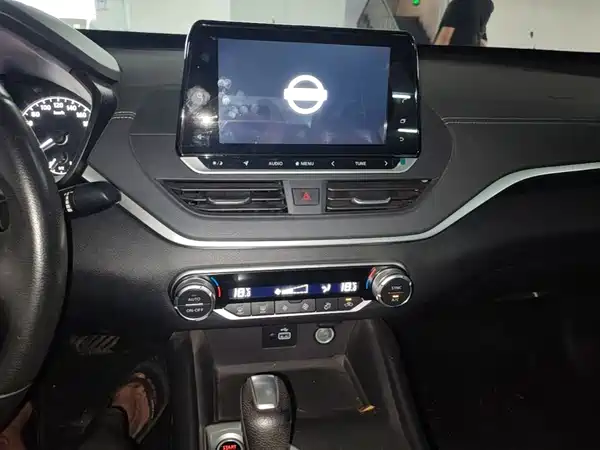 Nissan Teana 2020
