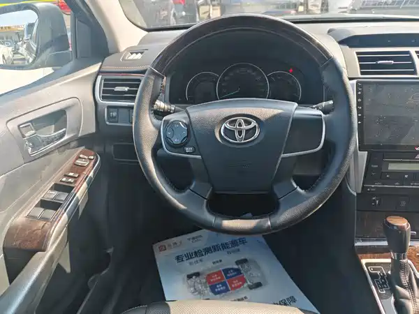 Toyota Camry 2017