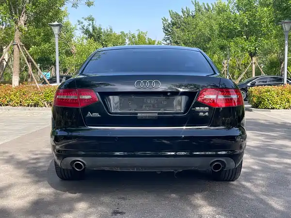 Audi A6L 2011