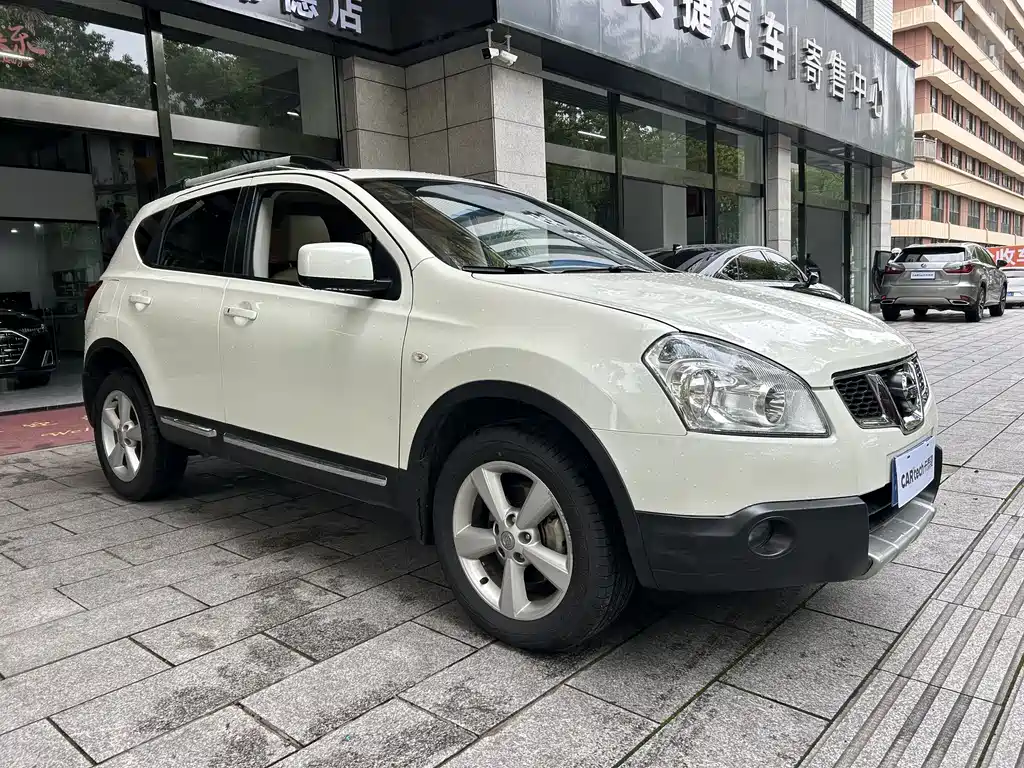 Nissan Qashqai 2012 — фото 5