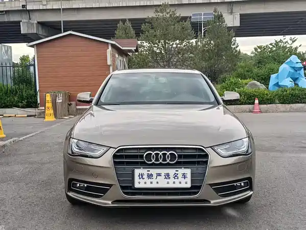 Audi A4L 2013
