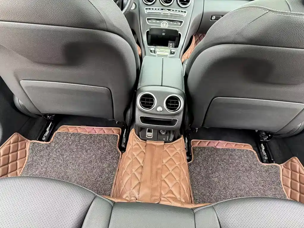 Mercedes-Benz C-Class 2021 — фото 23