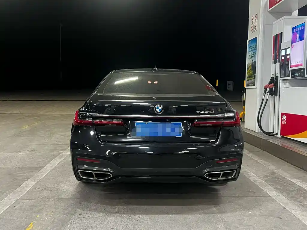 BMW 7 Series 2017 — фото 2