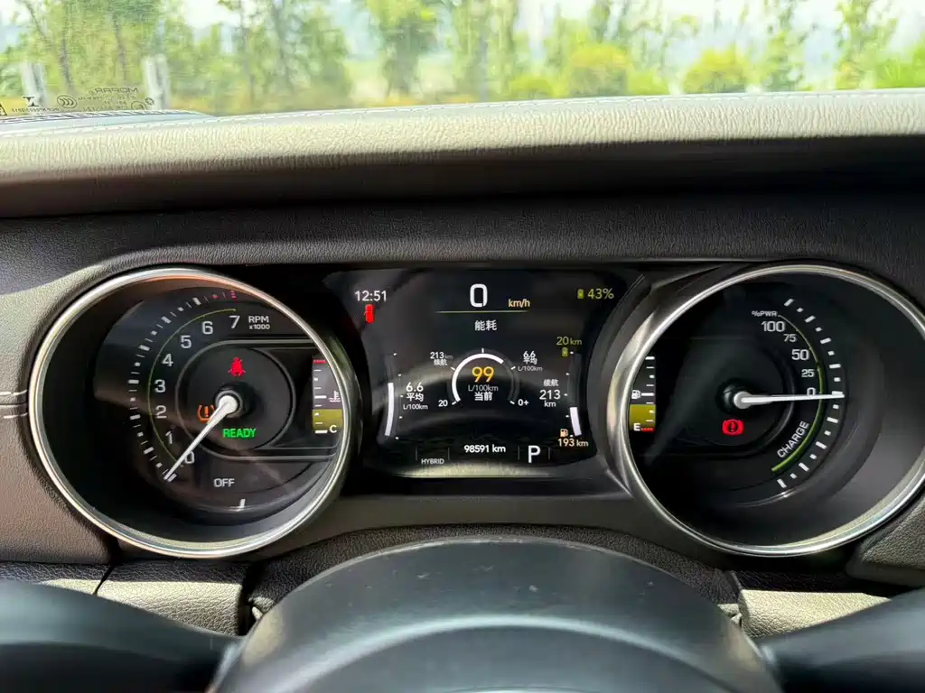 Jeep Wrangler New Energy 2021 — фото 6