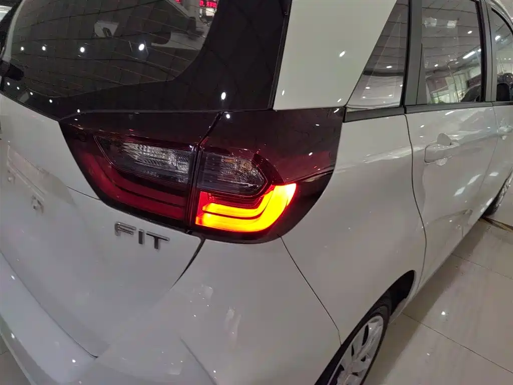 Honda Fit 2023 — фото 24