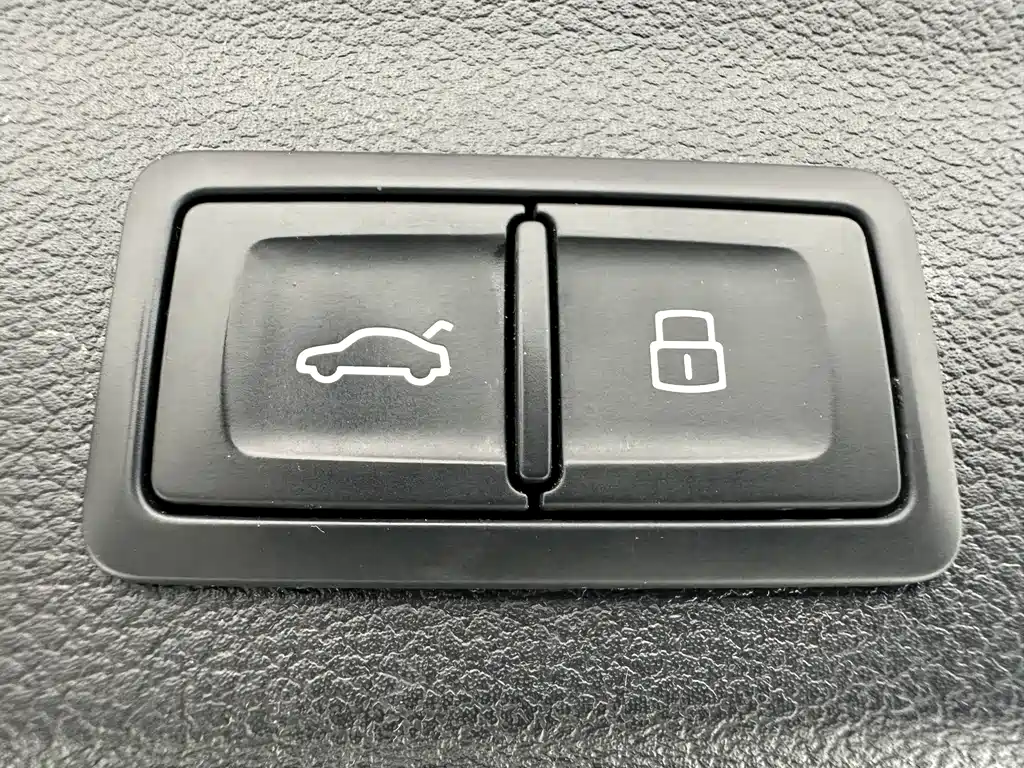 Audi Q3 2022 — фото 17