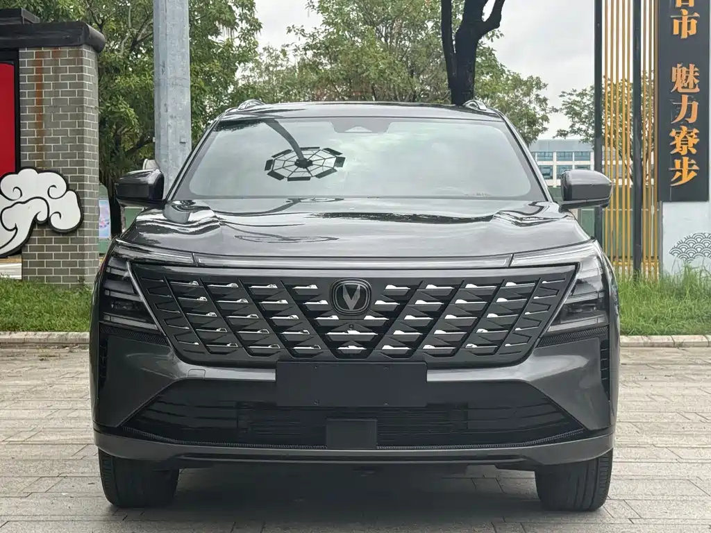 Changan CS75 PLUS 2024 — фото 2