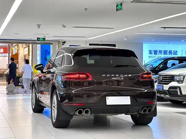 Porsche Macan 2018