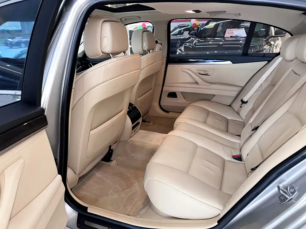 BMW 5 Series 2013 — фото 12