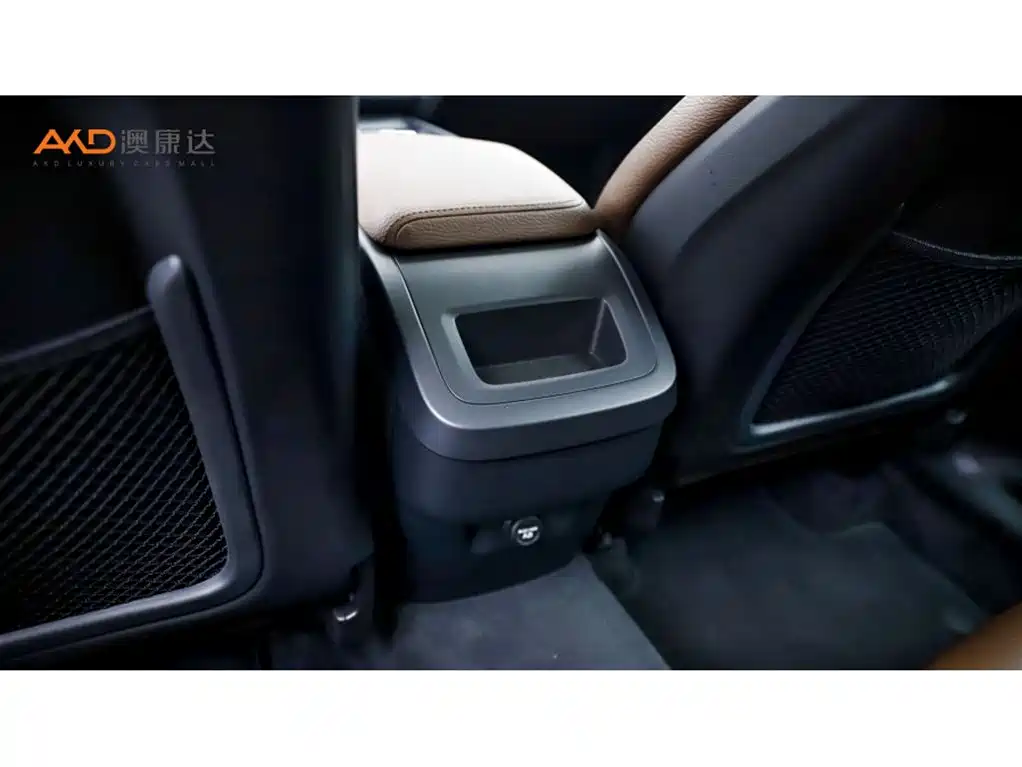 Volvo XC60 2020 — фото 9