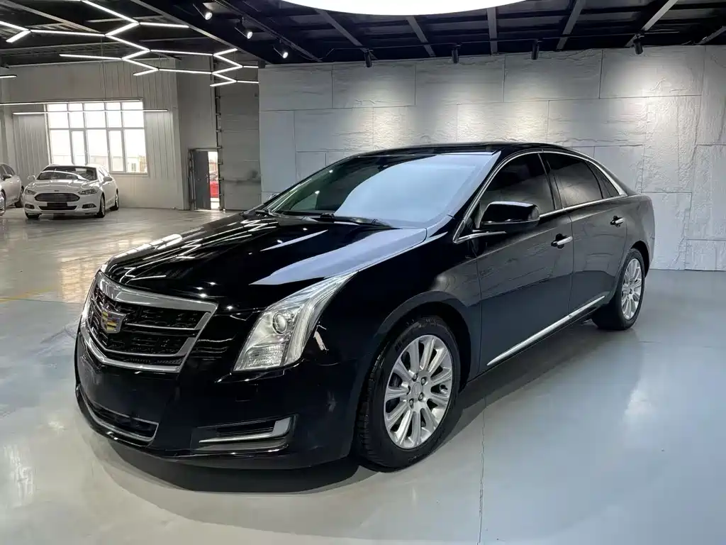 Cadillac XTS 2016 — фото 1