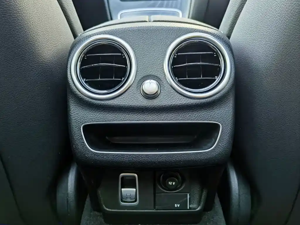 Mercedes-Benz C-Class 2021 — фото 18