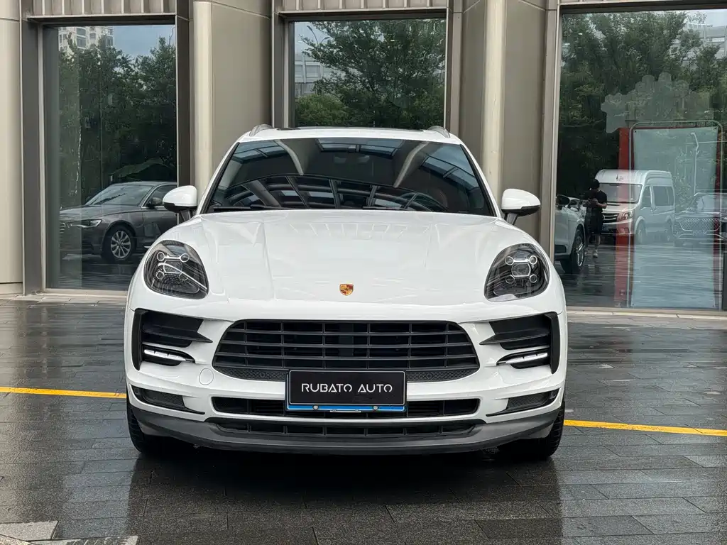 Porsche Macan 2019 — фото 3
