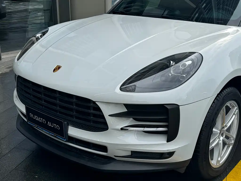 Porsche Macan 2019 — фото 9