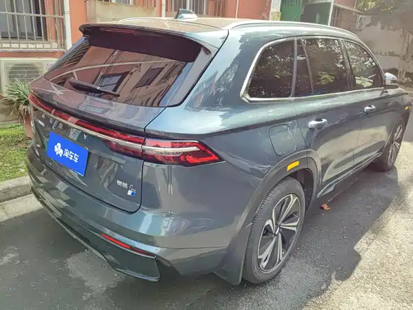 Geely Xingyue L 2022