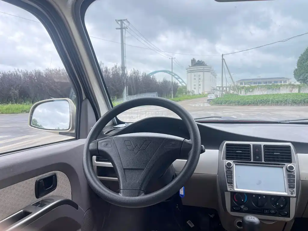Wuling Rongguang 2013 — фото 16