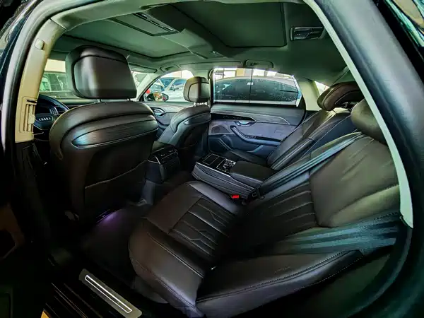Audi A8 2024