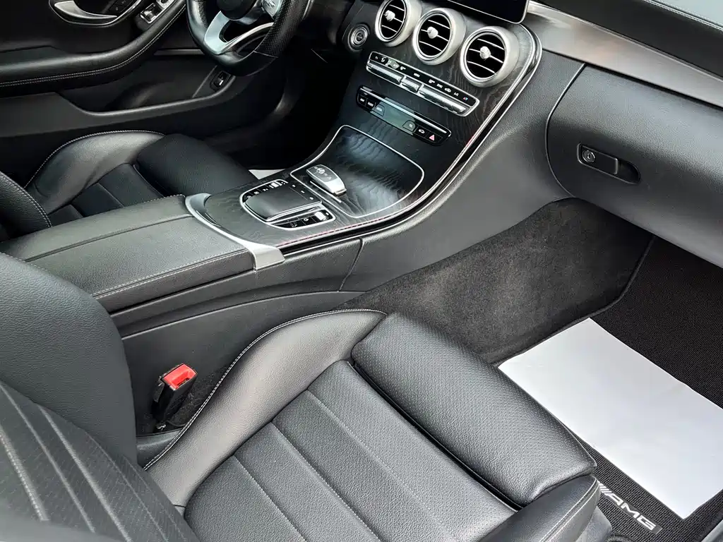 Mercedes-Benz C-Class 2019 — фото 4
