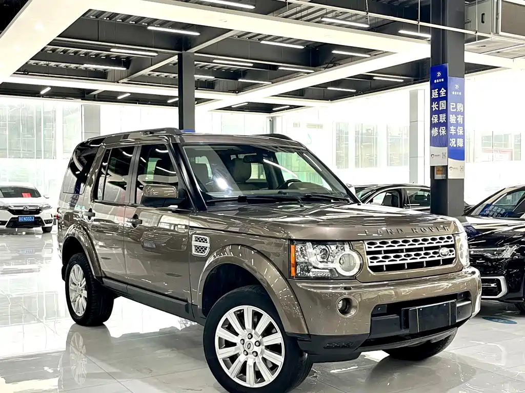 Land Rover Discovery 2012 — фото 3