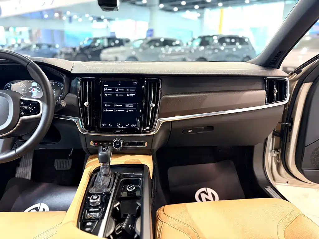 Volvo V90 2019 — фото 20