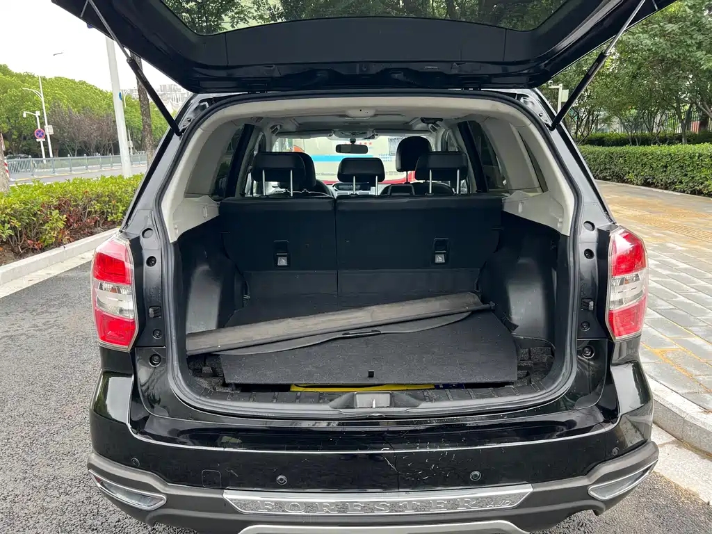 Subaru Forester 2015 — фото 16