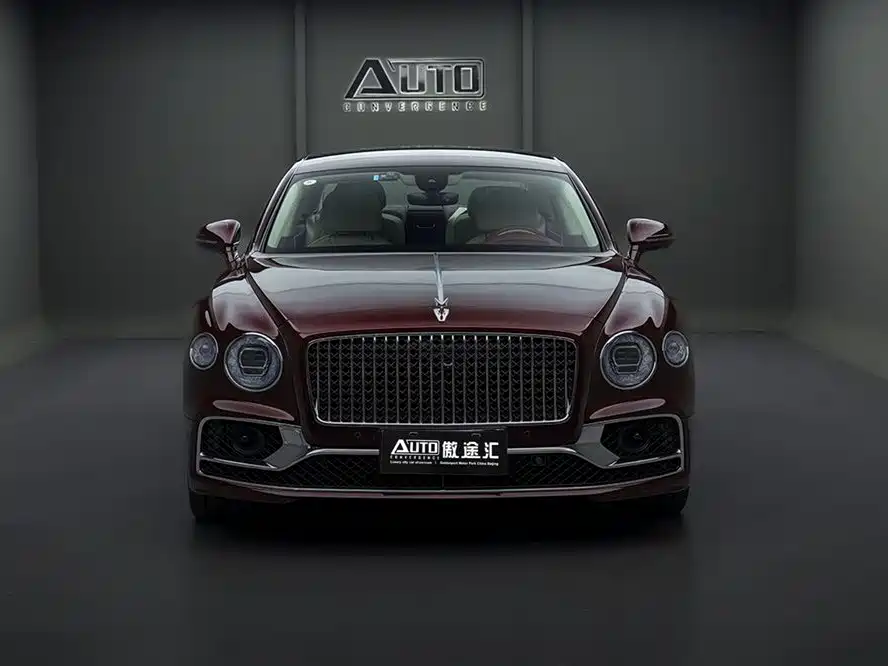 Bentley Flying Spur 2020 — фото 2