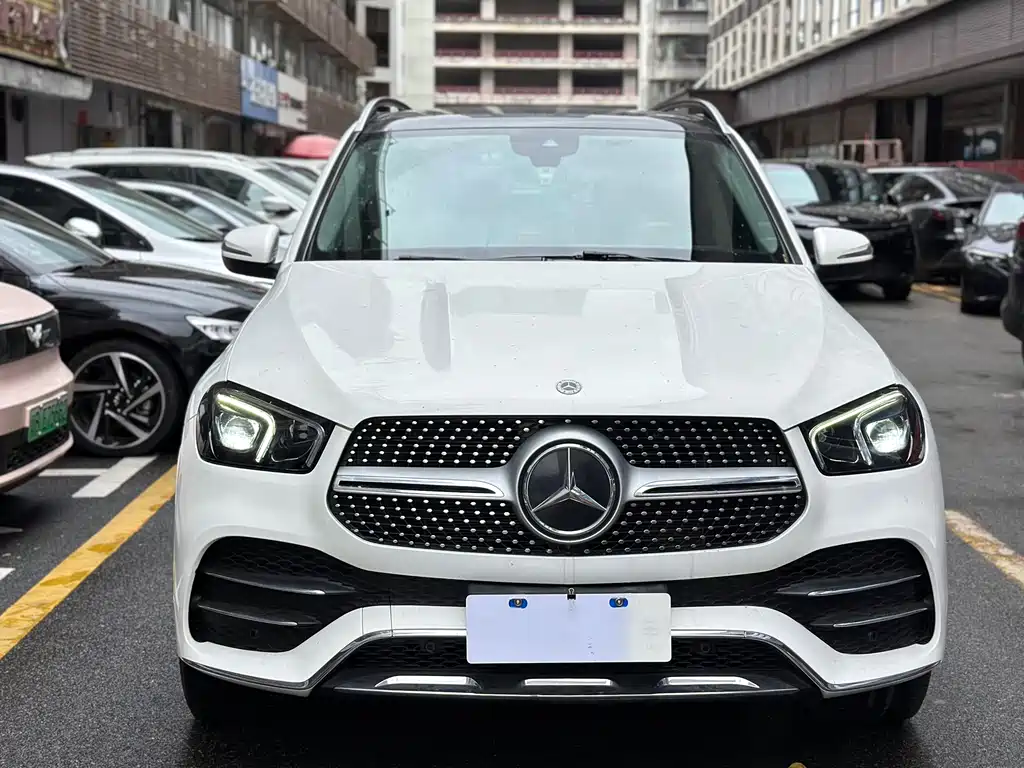 Mercedes-Benz GLE 2021 — фото 2