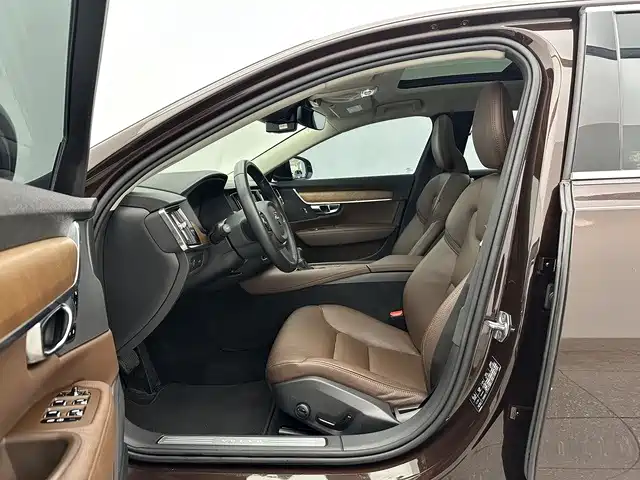 Volvo S90 2020 — фото 12