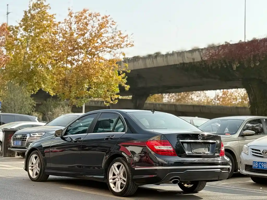 Mercedes-Benz C-Class 2014 — фото 12