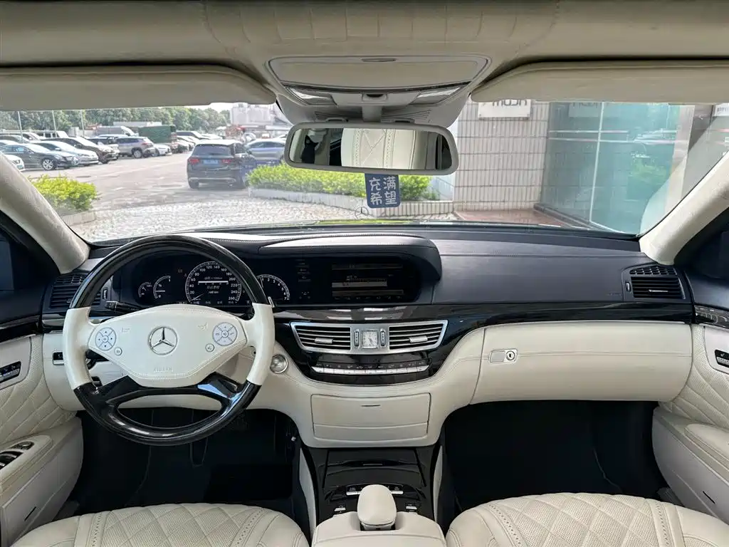 Mercedes-Benz S-Class 2011 — фото 11