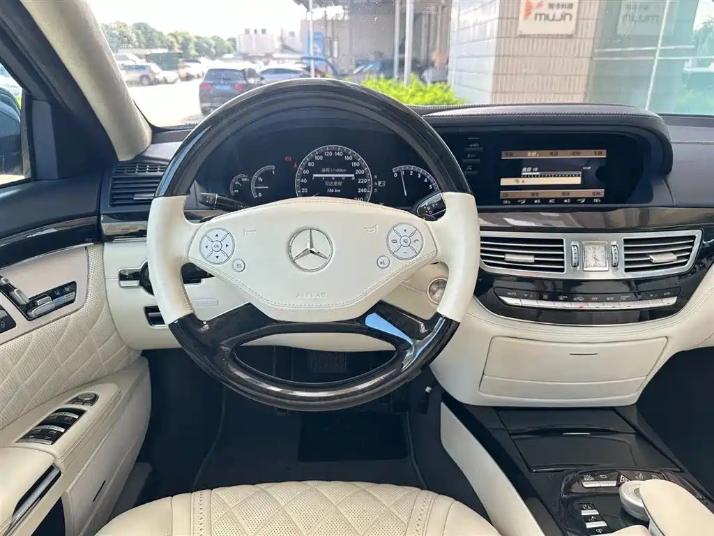 Mercedes-Benz S-Class 2011 — фото 10