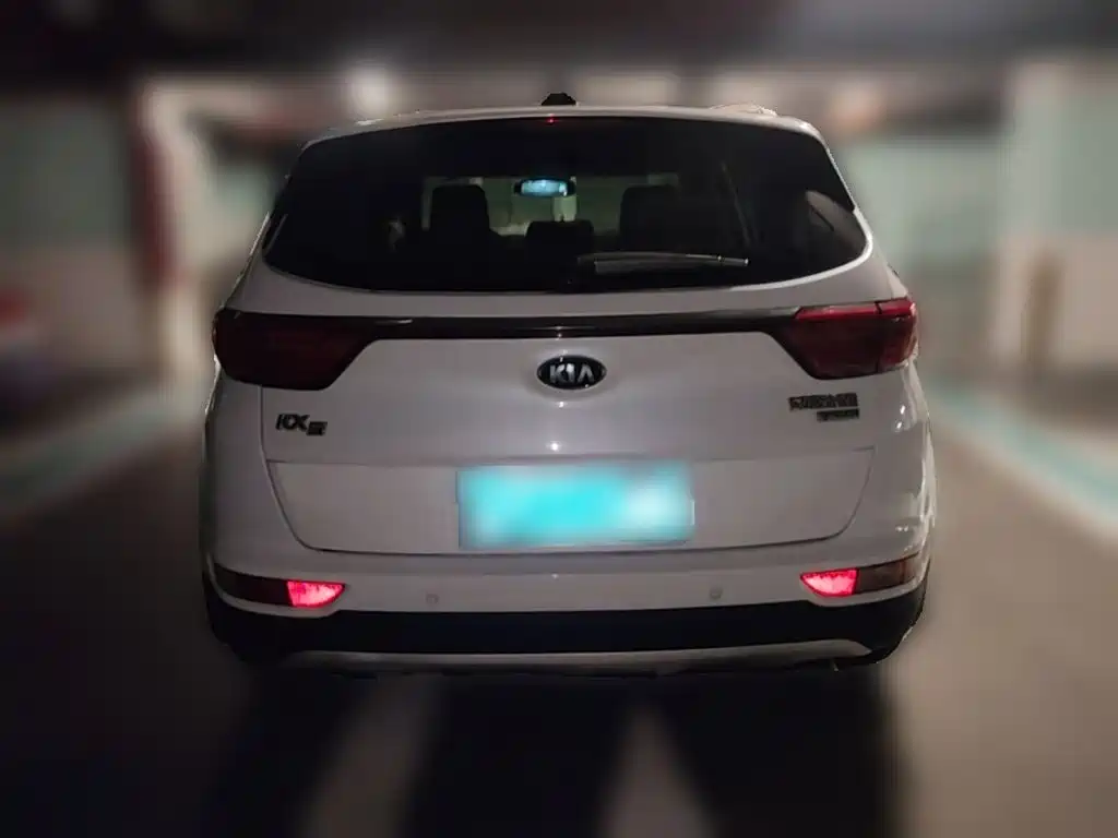 Kia KX5 2016 — фото 10