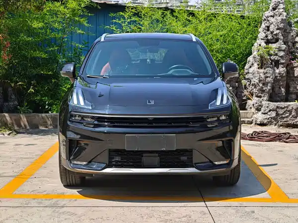 Lynk & Co 06 2021