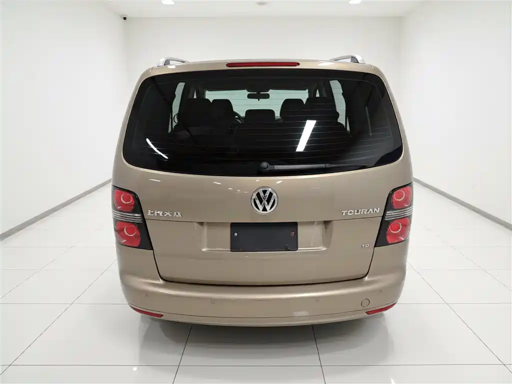 Volkswagen Touran 2016 — фото 4