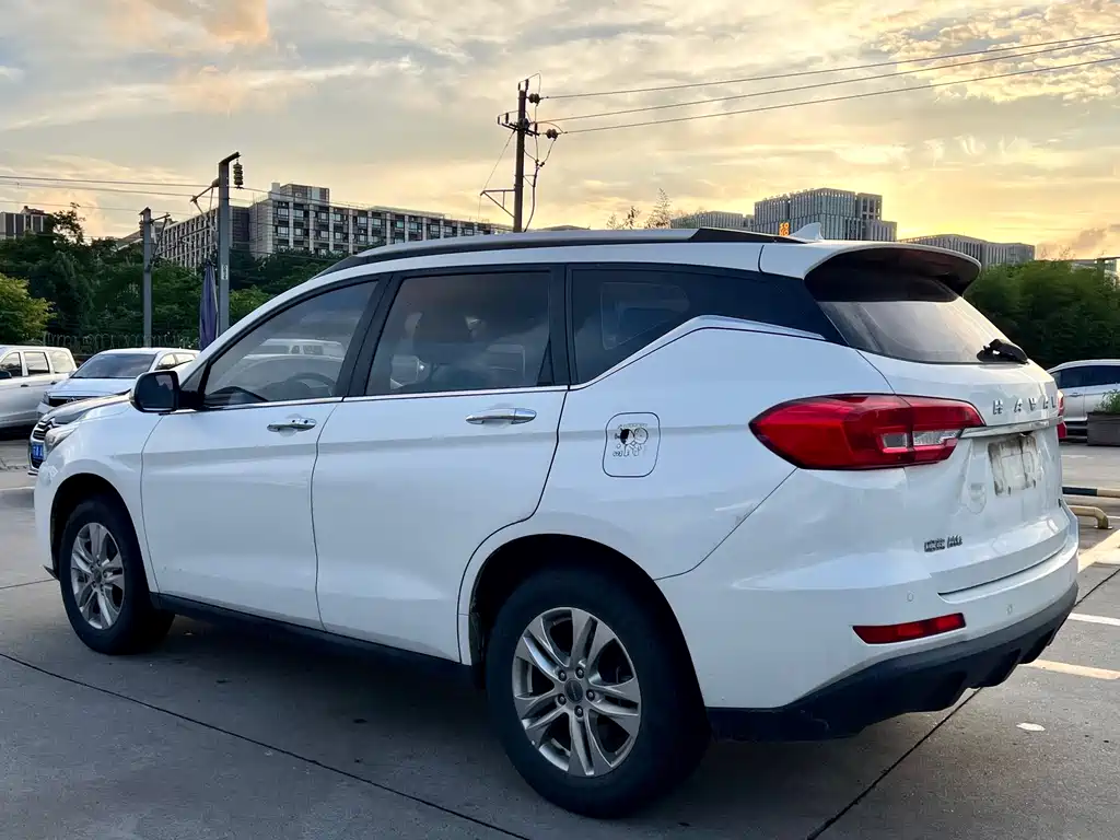 Haval M6 2019 — фото 12