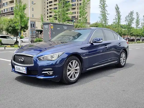 Infiniti Q50L 2016