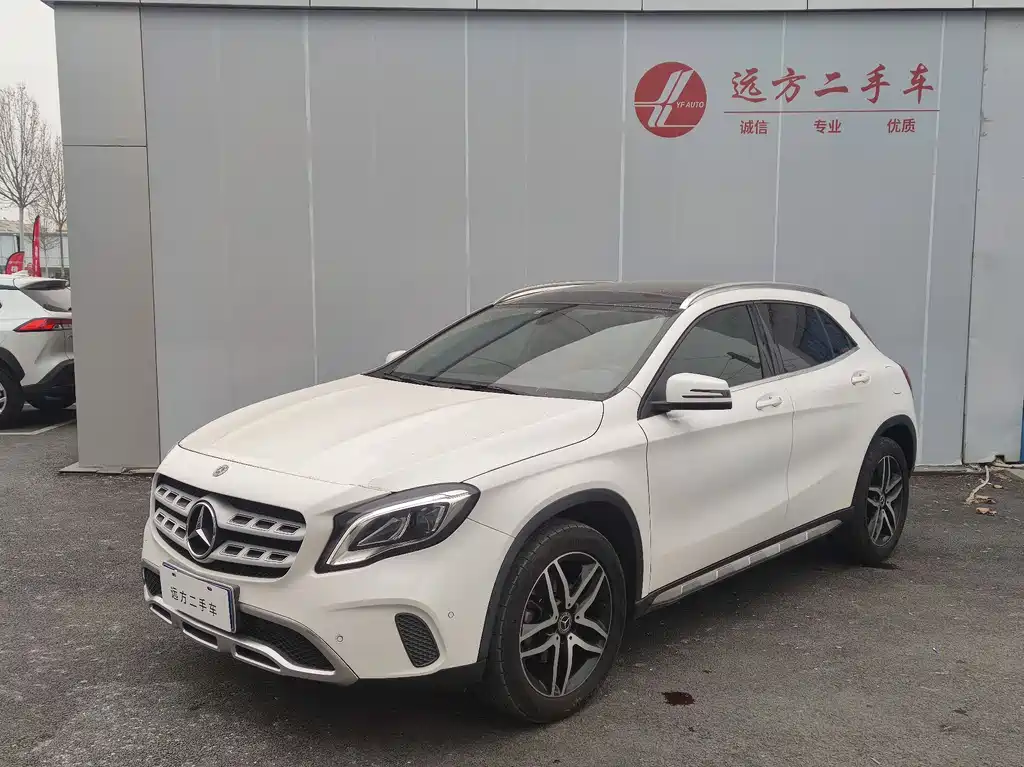 Mercedes-Benz GLA 2017 — фото 1