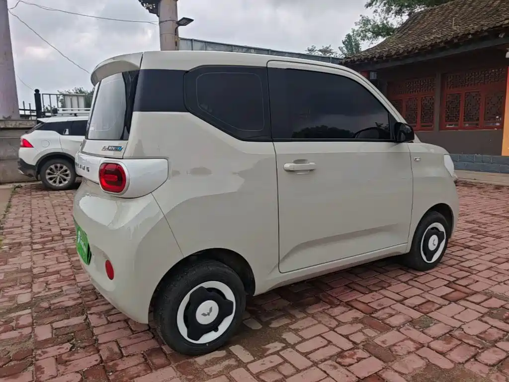 Wuling Hongguang MINIEV 2025