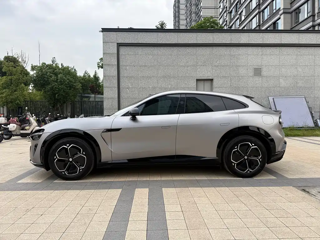 Xiaomi YU7 2025 — фото 16