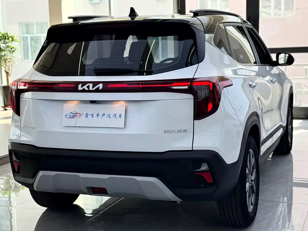 Kia Seltos 2024 — фото 10