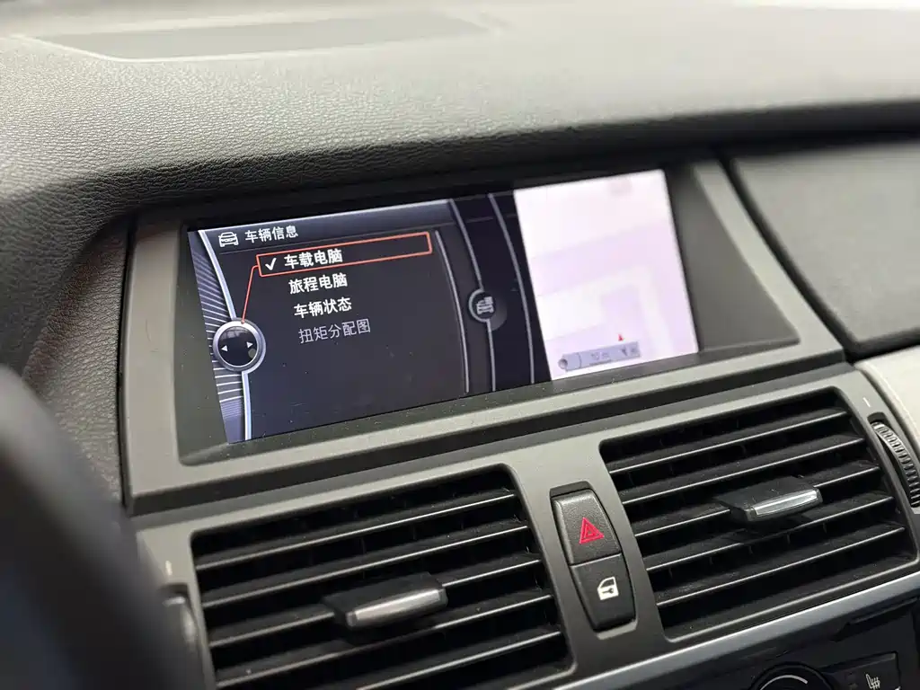 BMW X5 M 2012 — фото 10